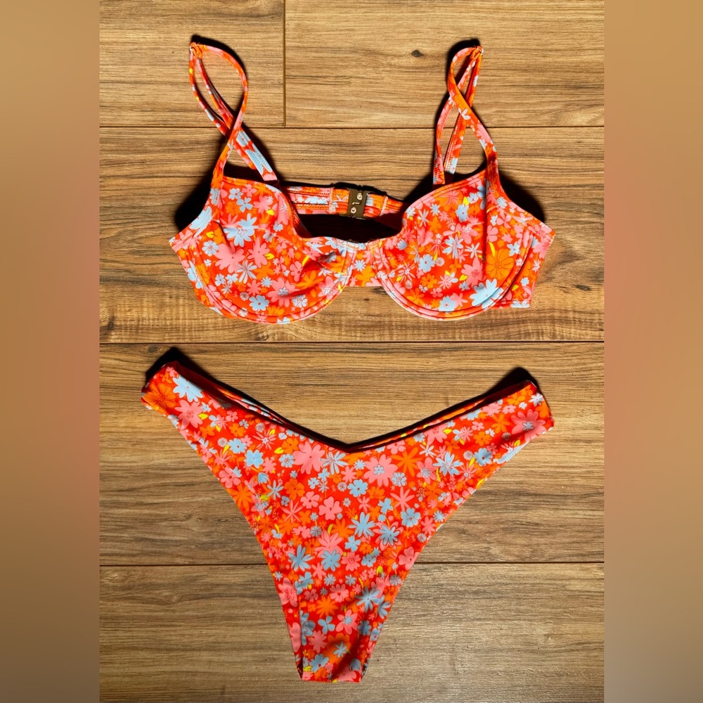 Kulani Kinis bikini set